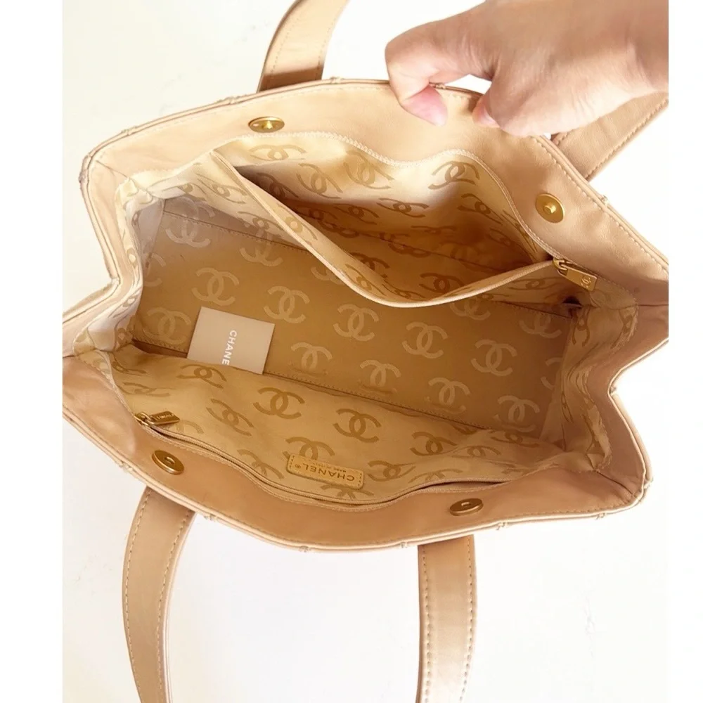 CHANEL Calfskin Wild Stitch Medium Tote